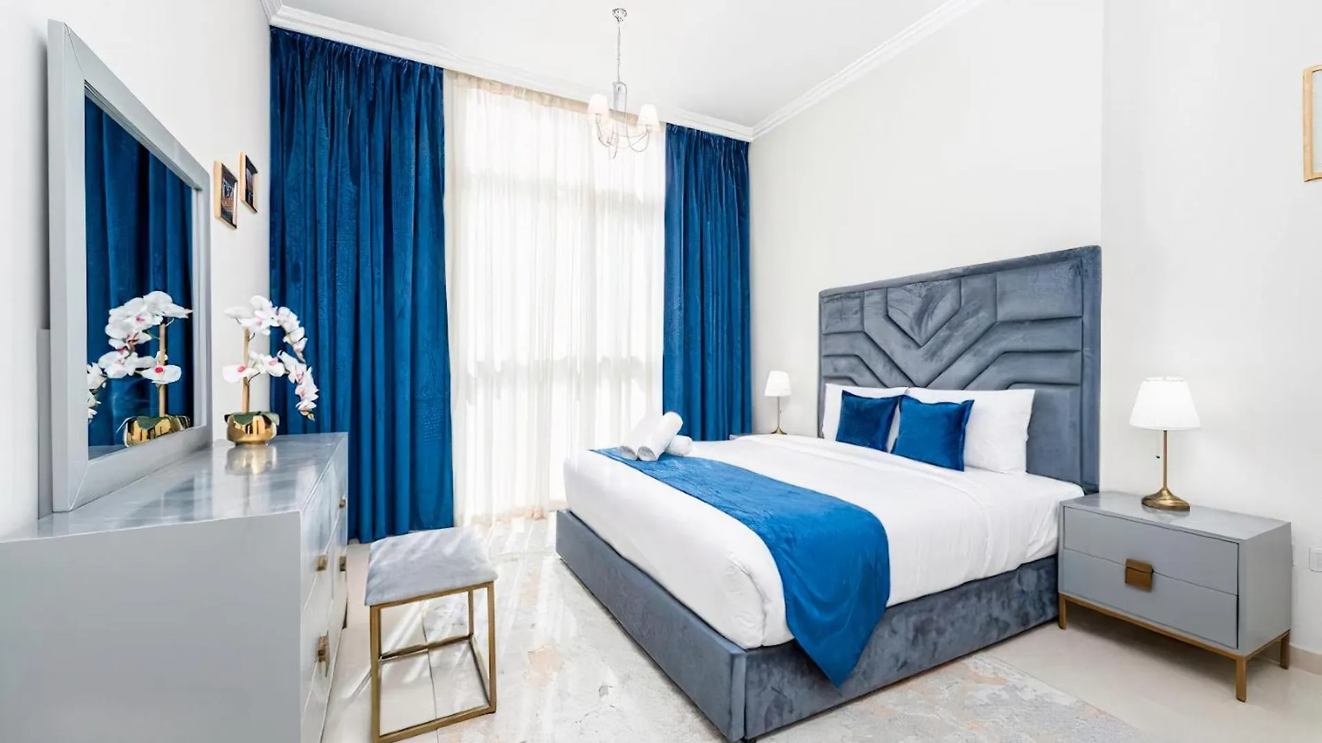 Dunya Tower Luxury And 2 Min Walk To Dubai Mall And Burj Khalifa In Heart Of Downtown 0*,  United Arab Emirates